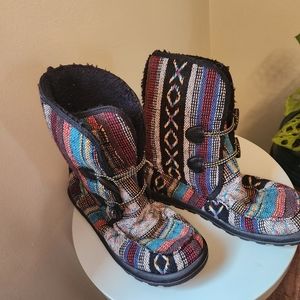 Sanuk hippie Rasta bootie slippers sherpa lined sz 6